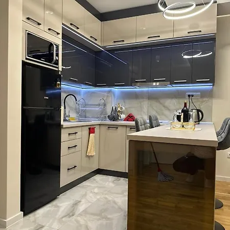 Magic Apartment *